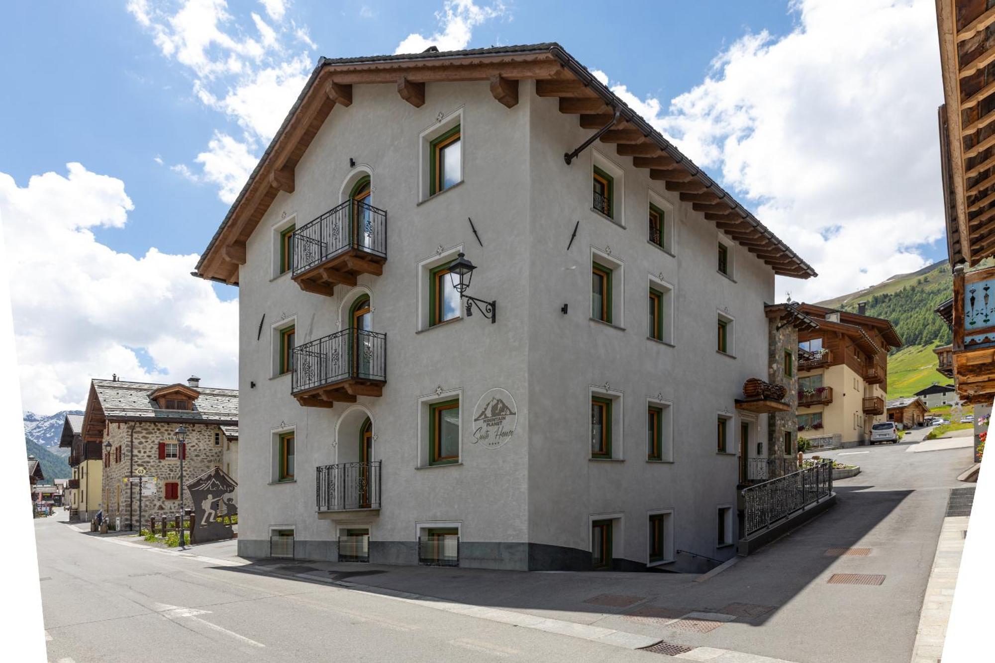Snow Mountain Planet House * Livigno